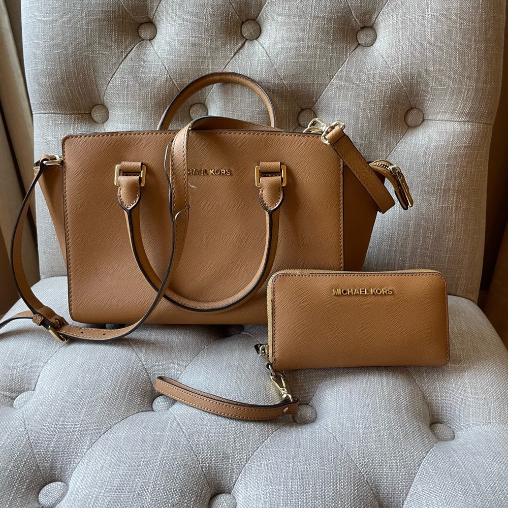 Michael Kors Sheila Medium Faux Saffiano Leather Satchel & Wallet